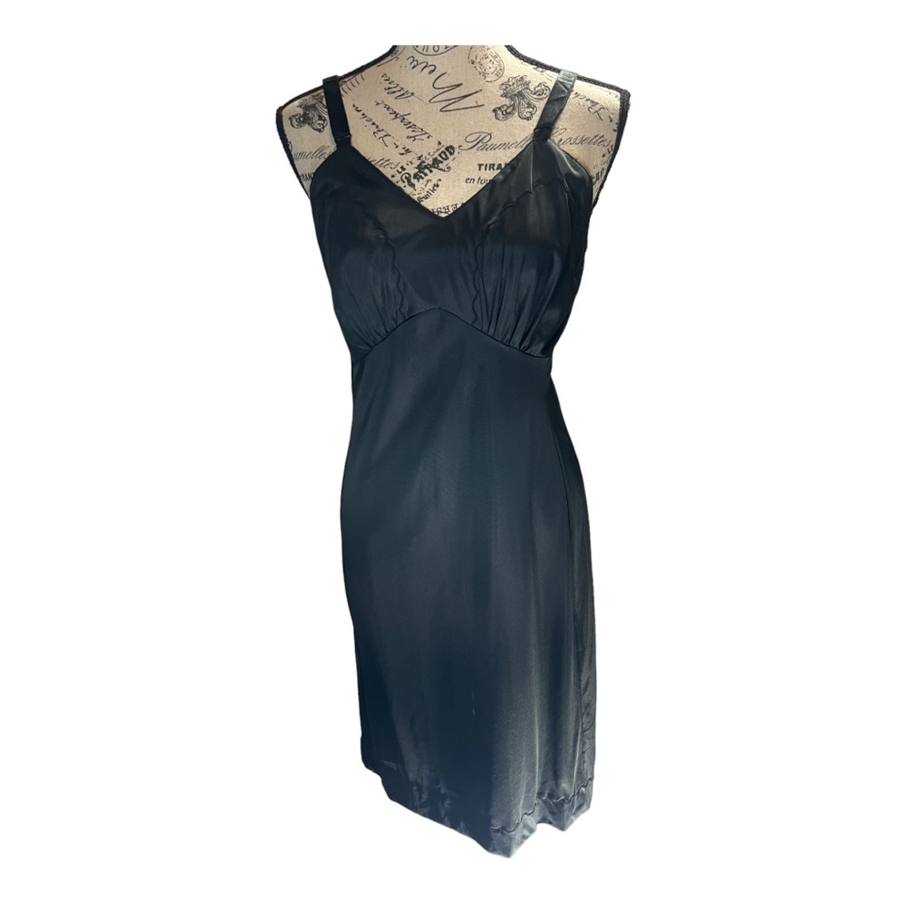 Vintage 1960’s Movie Star Slip